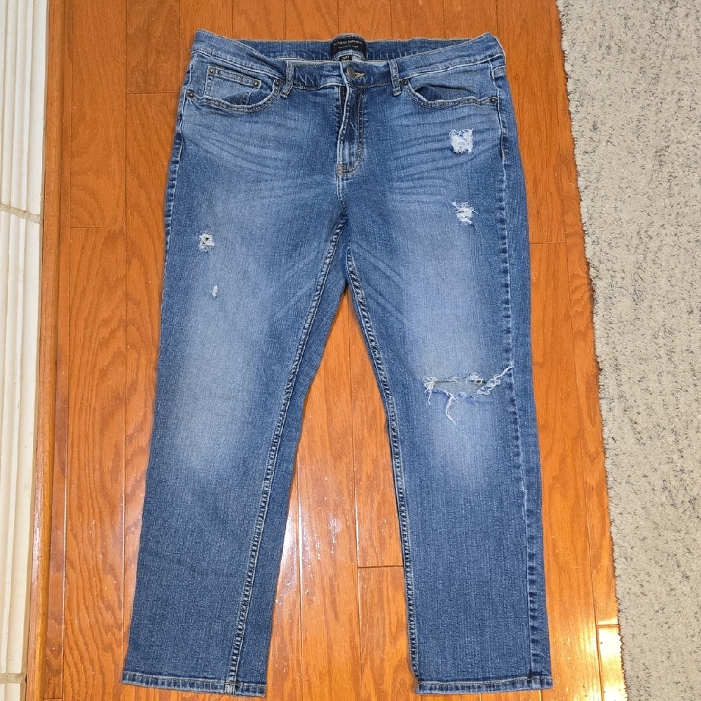 Banana Republic Distressed Girlfriend Jeans Size 12/31
